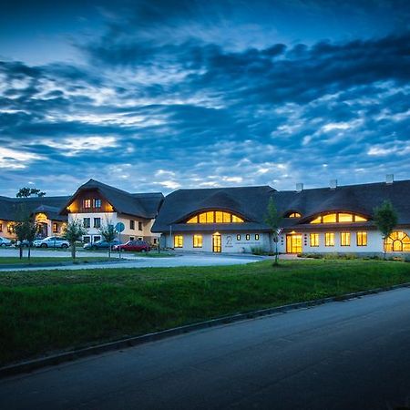 Hotel Skanzen Велехрад Екстериор снимка