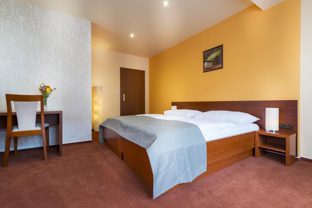 Hotel Skanzen Велехрад Екстериор снимка