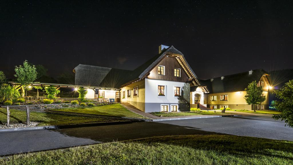 Hotel Skanzen Велехрад Екстериор снимка